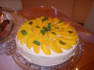 Şeftalili Pasta Seftalili Pasta 300x225 Şeftalili Pasta
