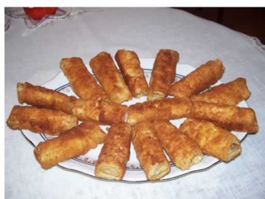 Bulgurlu - cevizli börek Bulgurlu - cevizli börek