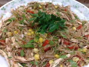 Tel sehriye salatasi