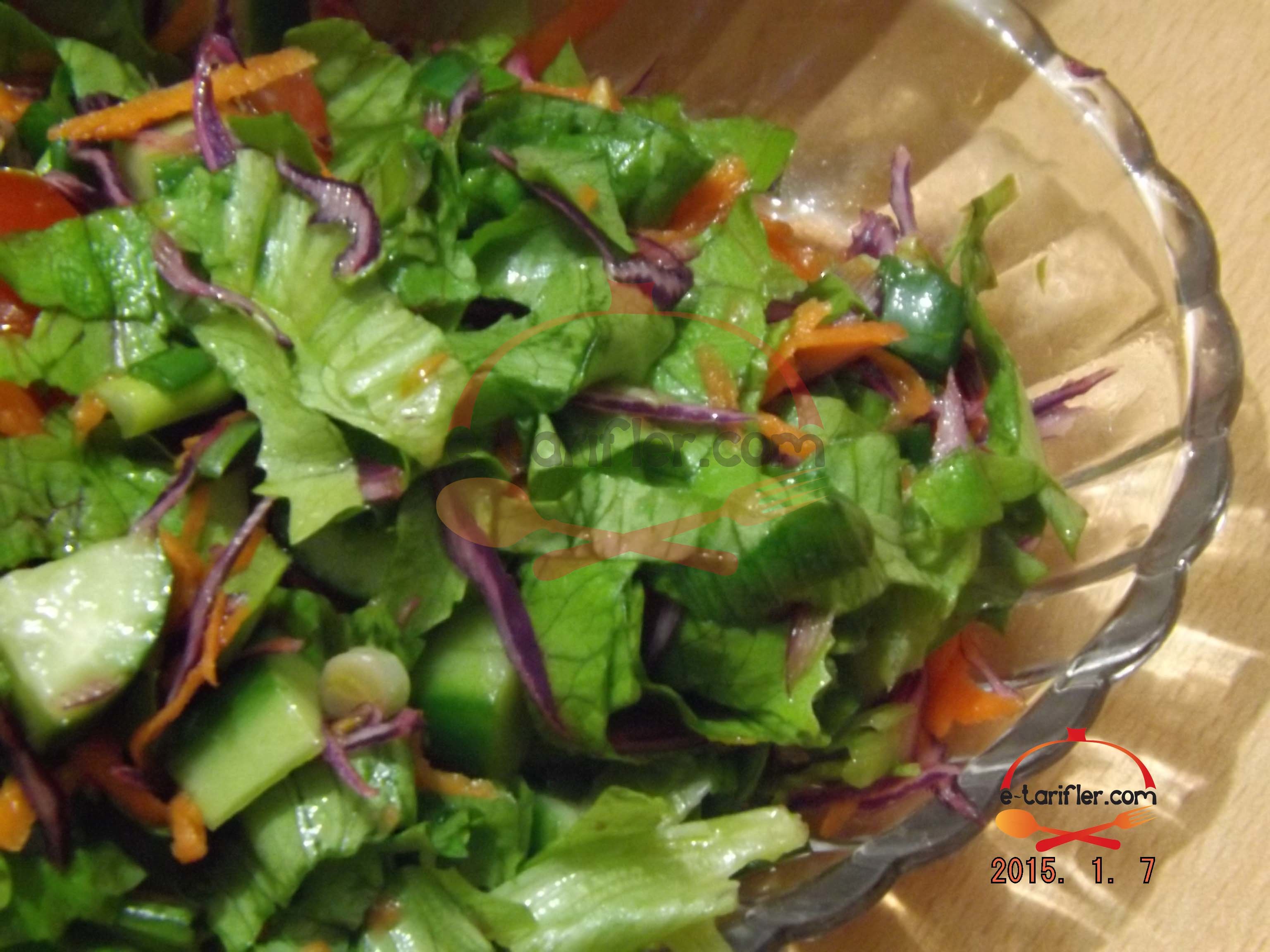 Mevsim Salatası Tarifi 1